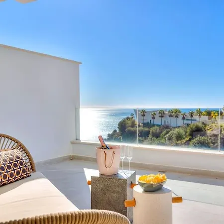 Stunning Luxurious Apartment. Malaga